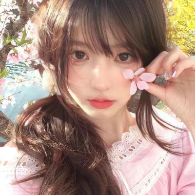 春色满梨园