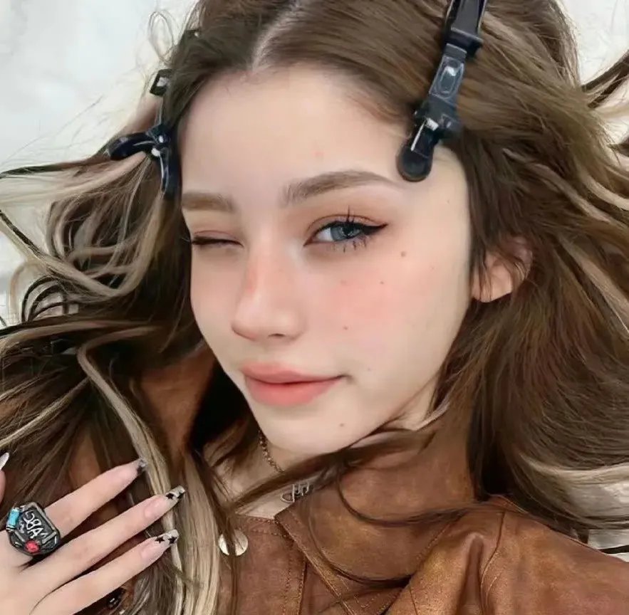 悬案密码1：笼里的女人国语